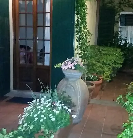 Lägenhet La Terrazza Da Ernestina *